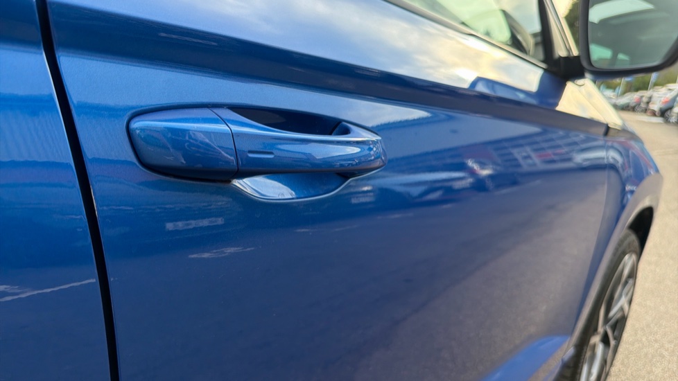Skoda Karoq 1.5 TSI Sportline Edition 5dr DSG Petrol Estate - Image 47