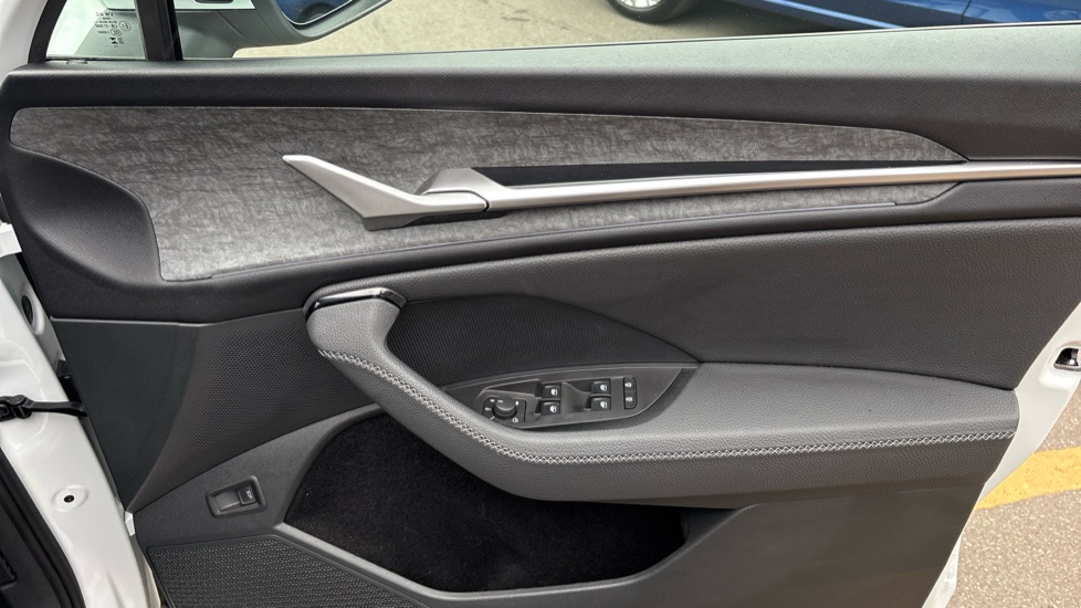 Skoda Kodiaq 1.5 TSI e-TEC SE L 5dr DSG [7 Seat] Petrol Estate - Image 19
