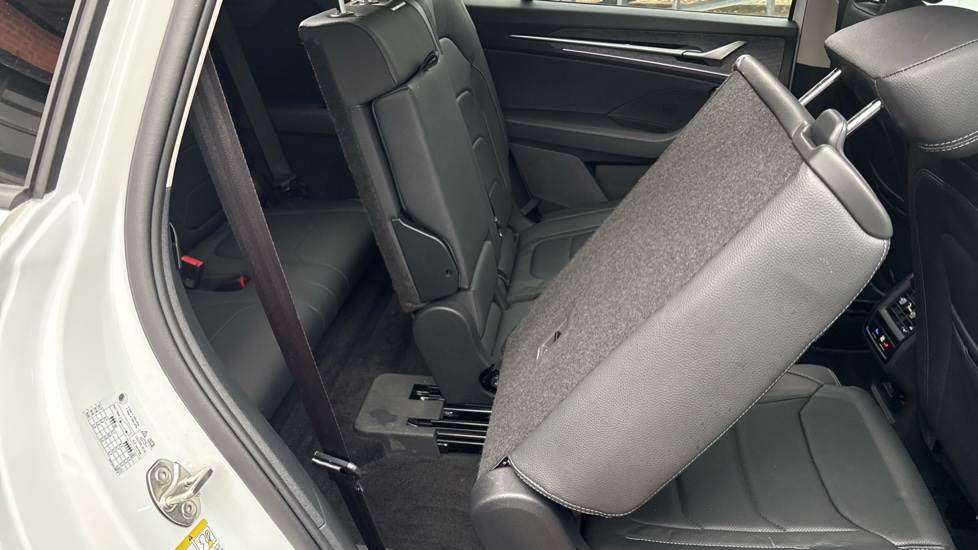 Skoda Kodiaq 1.5 TSI e-TEC SE L 5dr DSG [7 Seat] Petrol Estate - Image 32