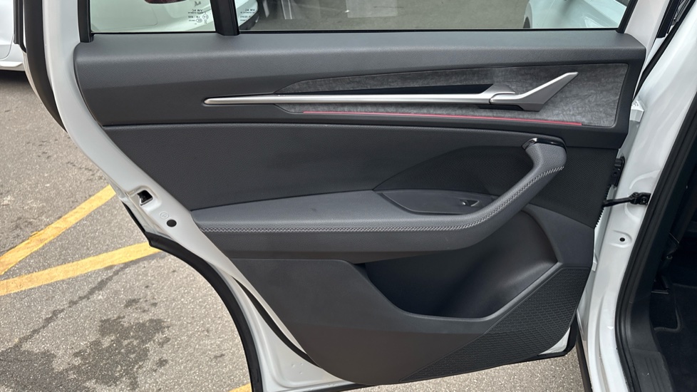 Skoda Kodiaq 1.5 TSI e-TEC SE L 5dr DSG [7 Seat] Petrol Estate - Image 54