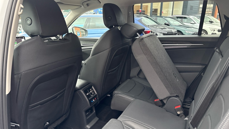 Skoda Kodiaq 1.5 TSI e-TEC SE L 5dr DSG [7 Seat] Petrol Estate - Image 55