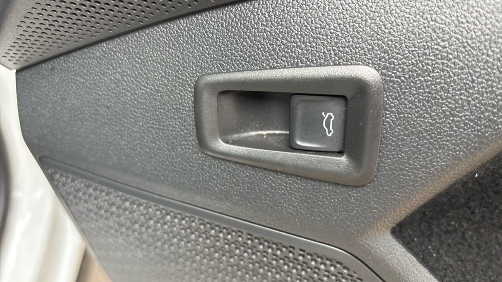 Skoda Kodiaq 1.5 TSI e-TEC SE L 5dr DSG [7 Seat] Petrol Estate - Image 73