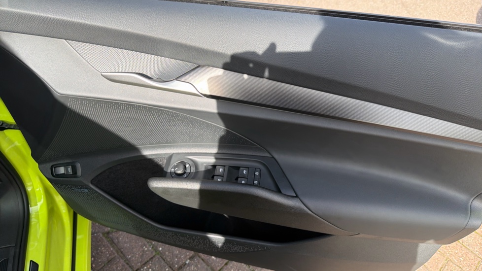 Skoda Enyaq 250kW vRS 82kWh 4x4 5dr Auto Electric - Image 19
