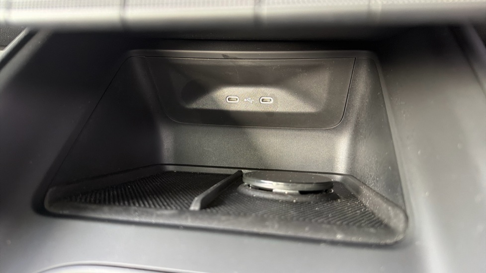 Skoda Enyaq 250kW vRS 82kWh 4x4 5dr Auto Electric - Image 63