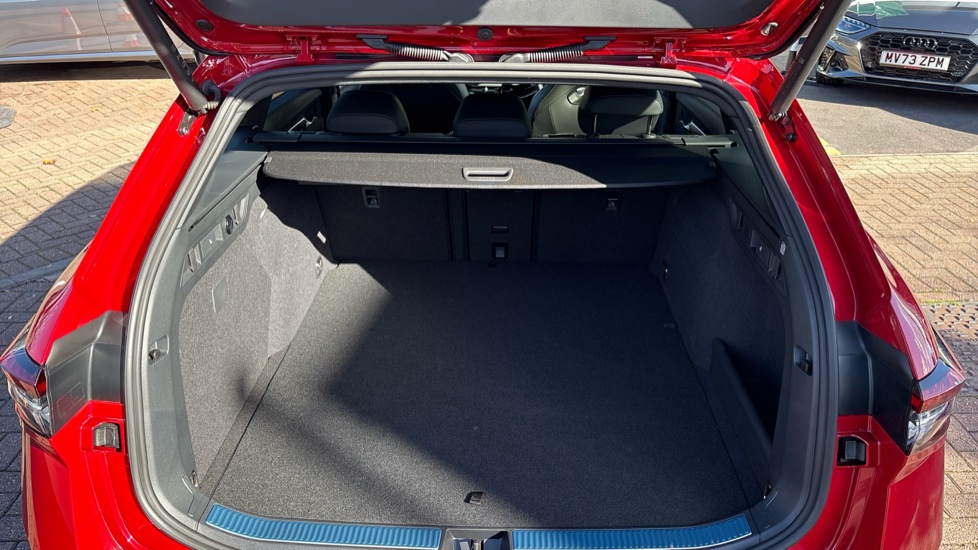 Skoda Superb 1.5 TSI iV Sportline 5dr DSG Estate - Image 20