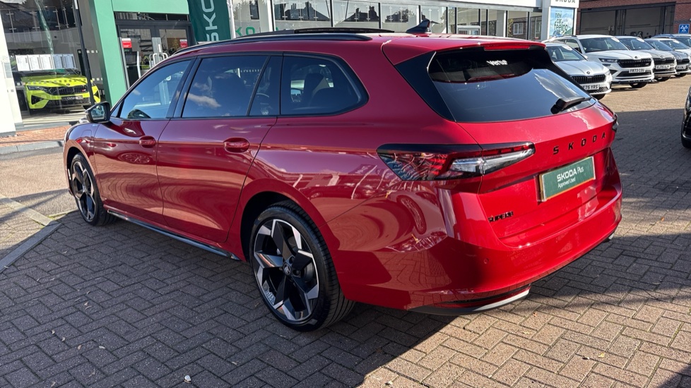 Skoda Superb 1.5 TSI iV Sportline 5dr DSG Estate - Image 47