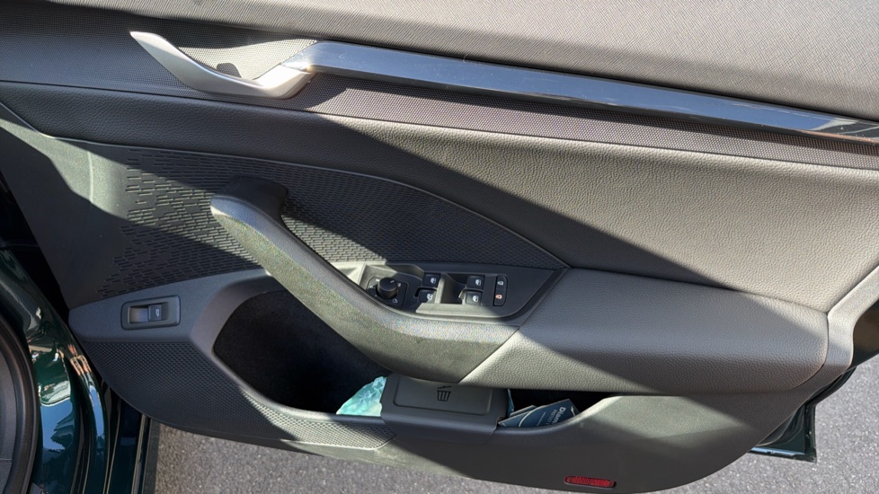 Skoda Octavia 2.0 TSI vRS 5dr DSG Petrol Hatchback - Image 19