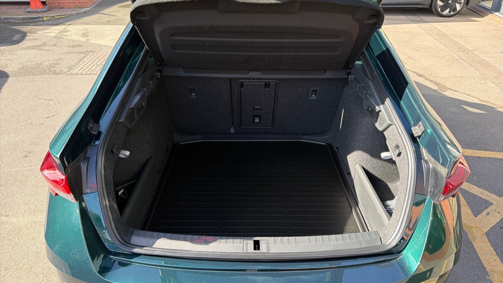Skoda Octavia 2.0 TSI vRS 5dr DSG Petrol Hatchback - Image 20