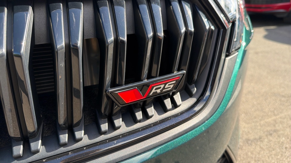 Skoda Octavia 2.0 TSI vRS 5dr DSG Petrol Hatchback - Image 78