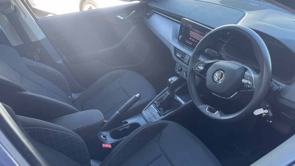 Skoda Kamiq 1.0 TSI 110 SE 5dr DSG Petrol Hatchback - Image 30