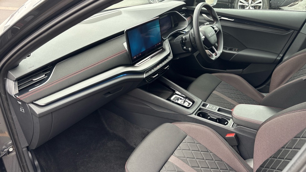 Skoda Octavia 2.0 TSI vRS 5dr DSG Petrol Hatchback - Image 2