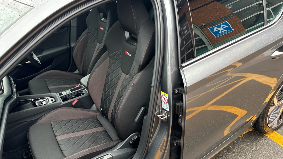 Skoda Octavia 2.0 TSI vRS 5dr DSG Petrol Hatchback - Image 23