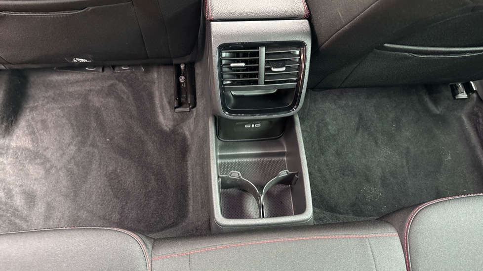 Skoda Octavia 2.0 TSI vRS 5dr DSG Petrol Hatchback - Image 29