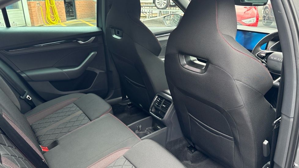 Skoda Octavia 2.0 TSI vRS 5dr DSG Petrol Hatchback - Image 36