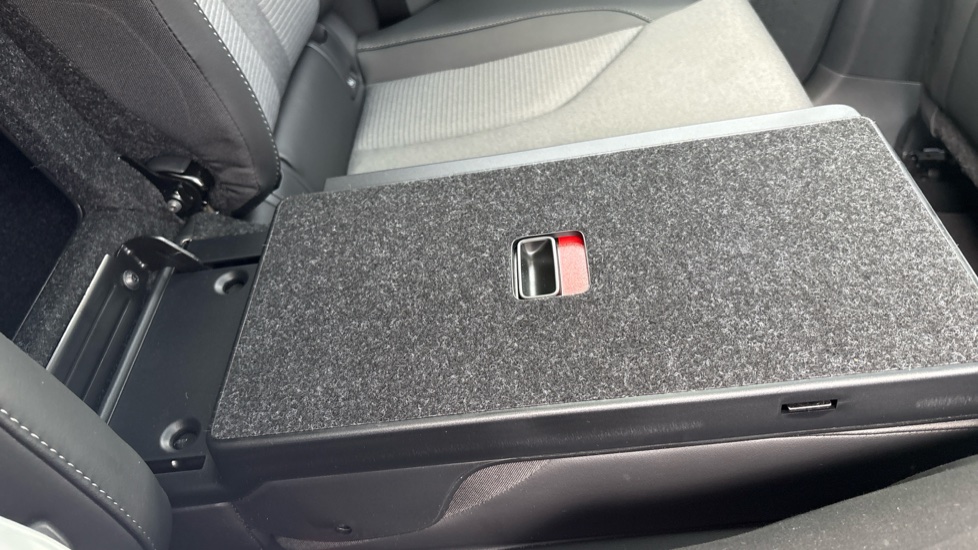 Skoda Enyaq 210kW 85 Edition 82kWh 5dr Auto Electric - Image 28