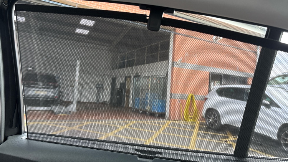 Skoda Enyaq 210kW 85 Edition 82kWh 5dr Auto Electric - Image 29