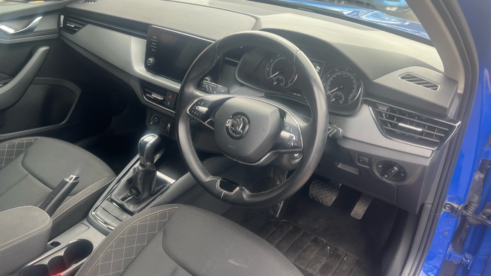 Skoda Kamiq 1.0 TSI 110 SE 5dr DSG Petrol Hatchback - Image 6