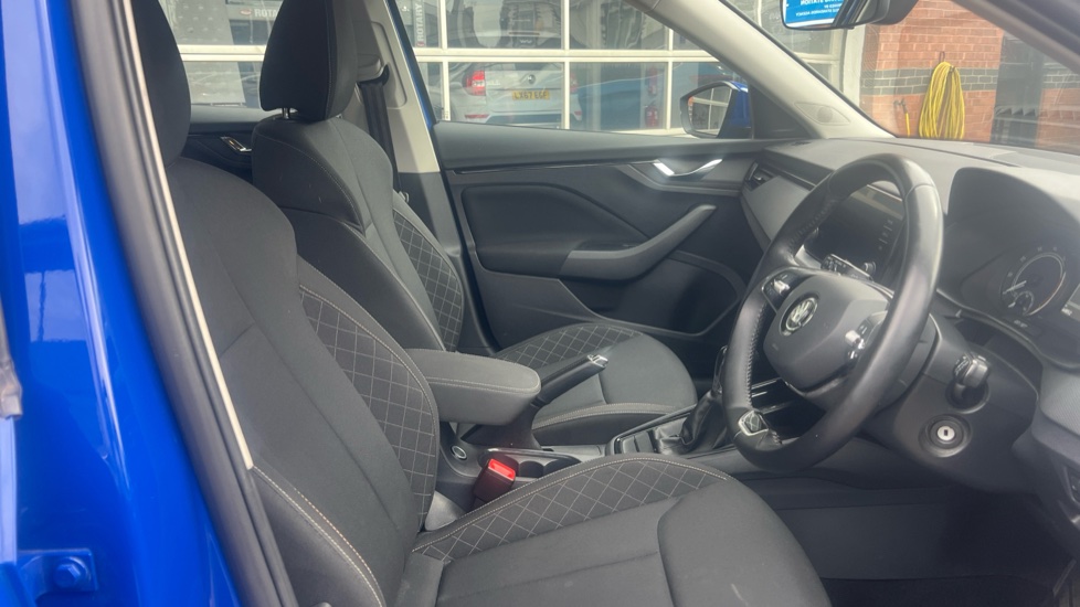 Skoda Kamiq 1.0 TSI 110 SE 5dr DSG Petrol Hatchback - Image 15