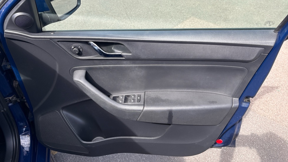 Skoda Rapid Spaceback 1.2 TSI 105 GreenTech SE 5dr Petrol Hatchback - Image 19