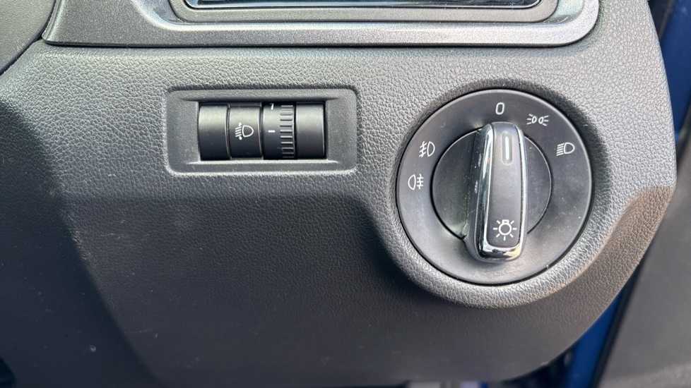 Skoda Rapid Spaceback 1.2 TSI 105 GreenTech SE 5dr Petrol Hatchback - Image 23