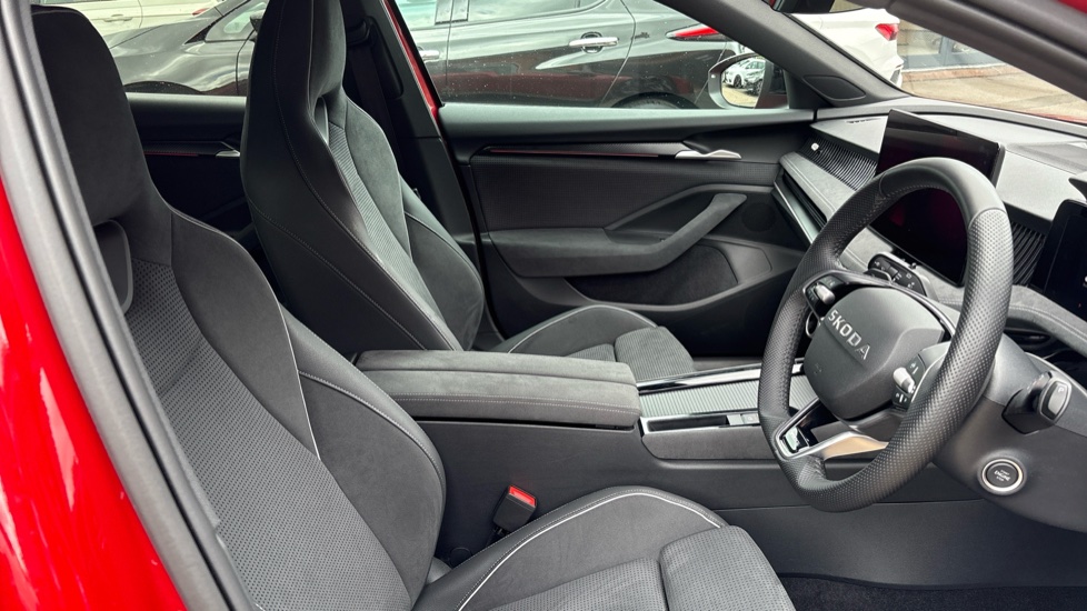 Skoda Superb 1.5 TSI iV Sportline 5dr DSG Estate - Image 15