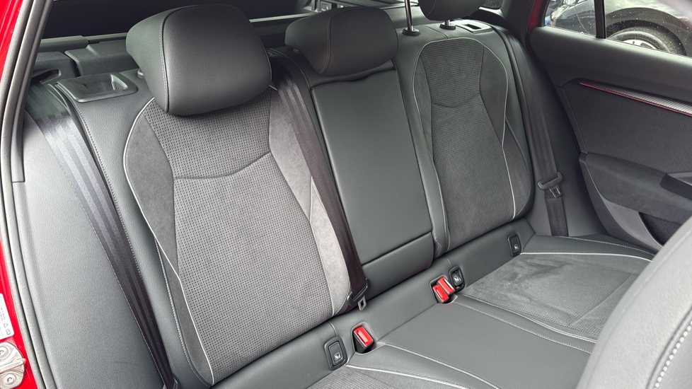 Skoda Superb 1.5 TSI iV Sportline 5dr DSG Estate - Image 16