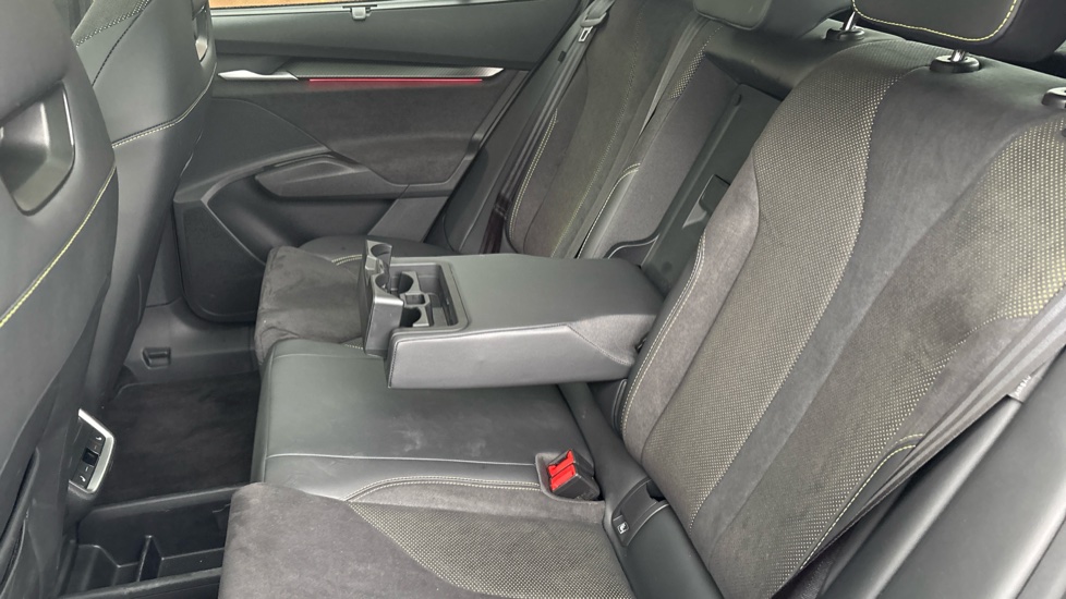 Skoda Enyaq 250kW vRS 84kWh 4x4 5dr Auto Electric - Image 40