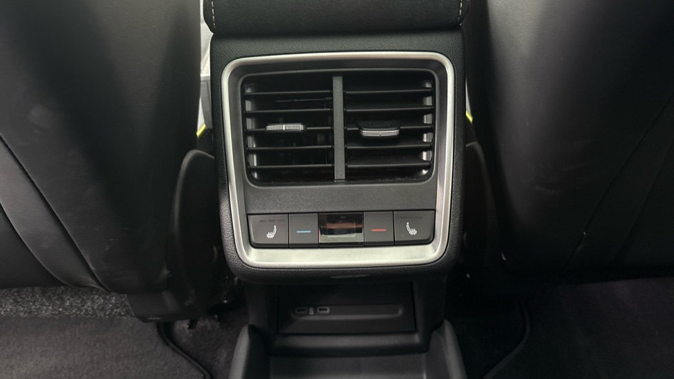 Skoda Enyaq 250kW vRS 84kWh 4x4 5dr Auto Electric - Image 42