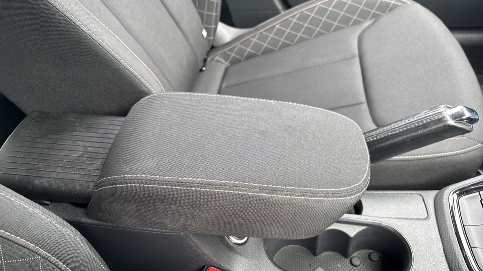 Skoda Kamiq 1.0 TSI 110 SE 5dr Petrol Hatchback - Image 43
