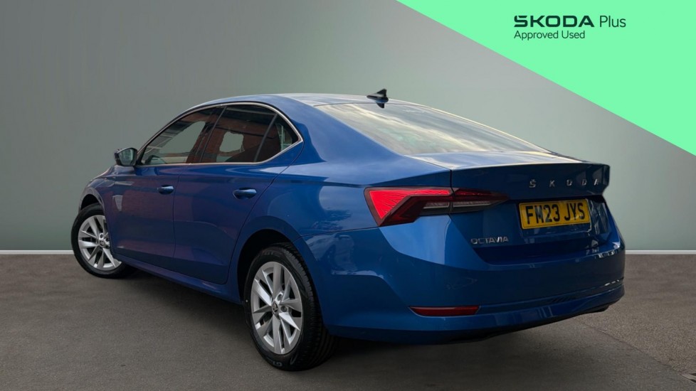 Skoda Octavia 1.5 TSI SE L 5dr Petrol Hatchback - Image 3