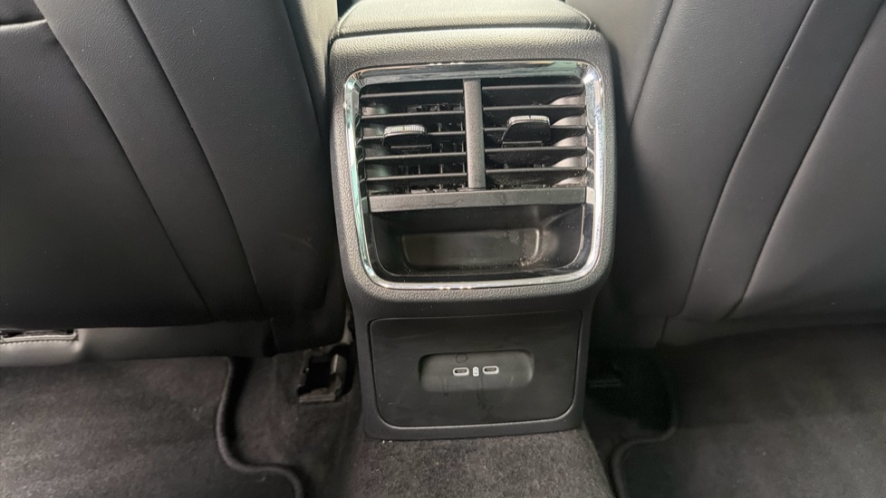 Skoda Octavia 1.5 TSI SE L 5dr Petrol Hatchback - Image 60