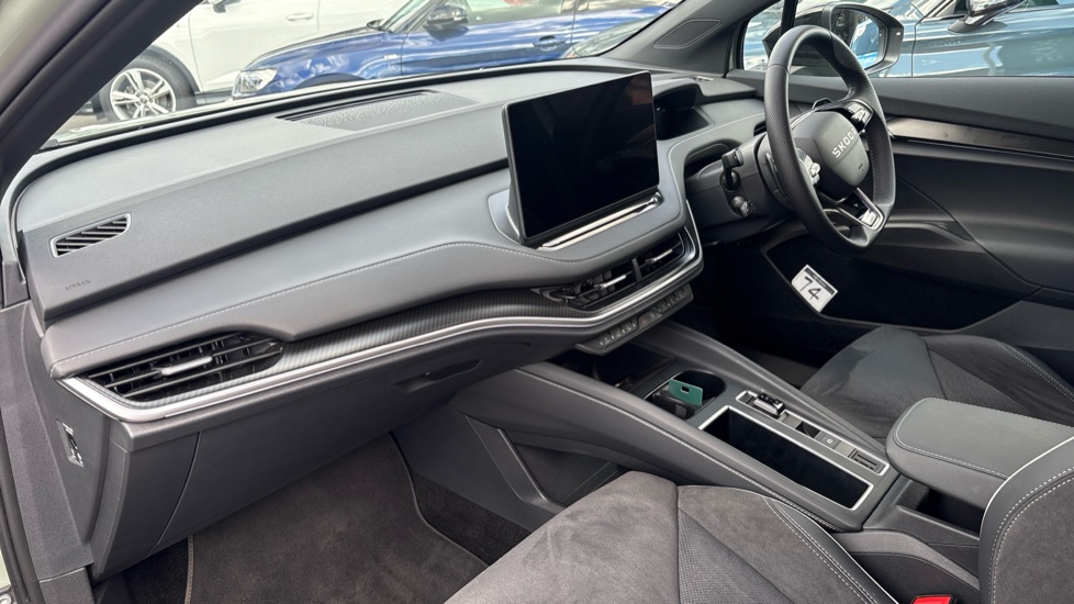 Skoda Elroq 210kW 85 SportLine 82kWh 5dr Auto Electric Estate - Image 2