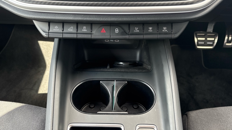 Skoda Elroq 210kW 85 SportLine 82kWh 5dr Auto Electric Estate - Image 13