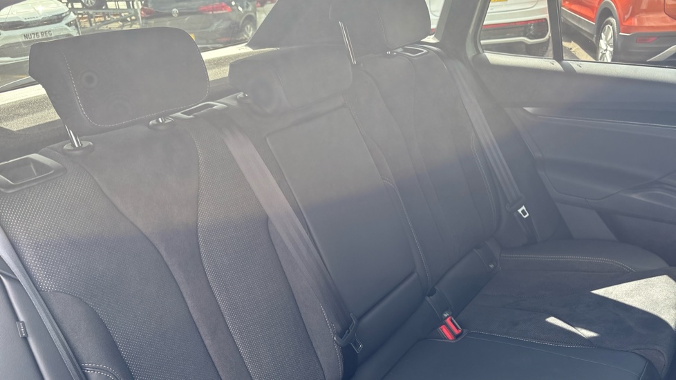 Skoda Elroq 210kW 85 SportLine 82kWh 5dr Auto Electric Estate - Image 16