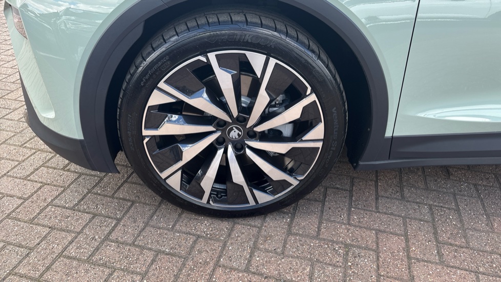 Skoda Elroq 210kW 85 SportLine 82kWh 5dr Auto Electric Estate - Image 40