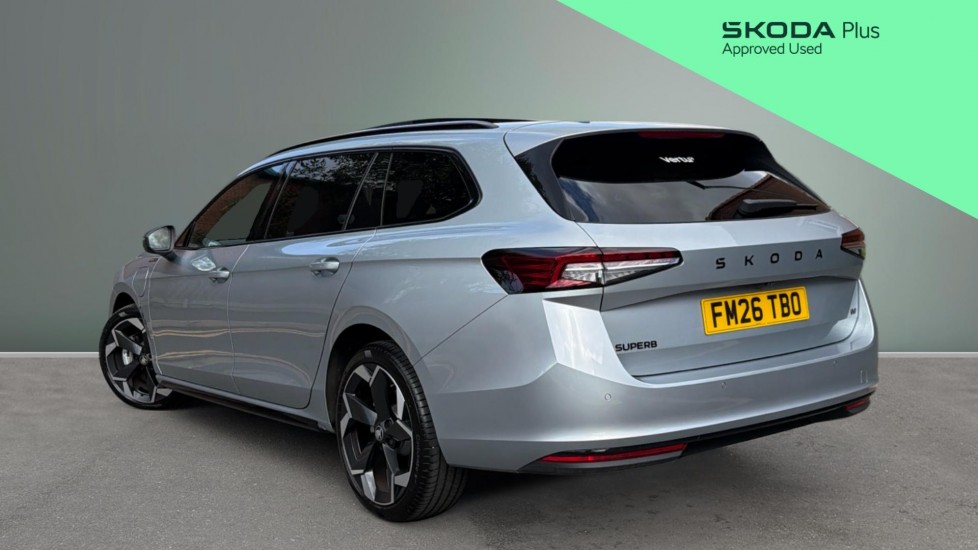 Skoda Superb 1.5 TSI iV Sportline 5dr DSG Estate - Image 3