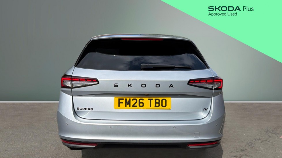 Skoda Superb 1.5 TSI iV Sportline 5dr DSG Estate - Image 8
