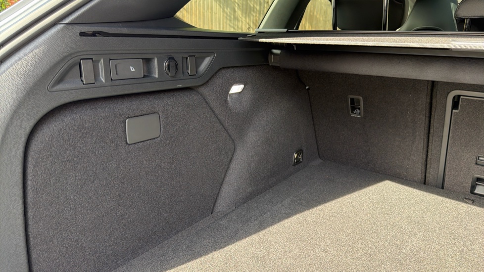 Skoda Superb 1.5 TSI iV Sportline 5dr DSG Estate - Image 23