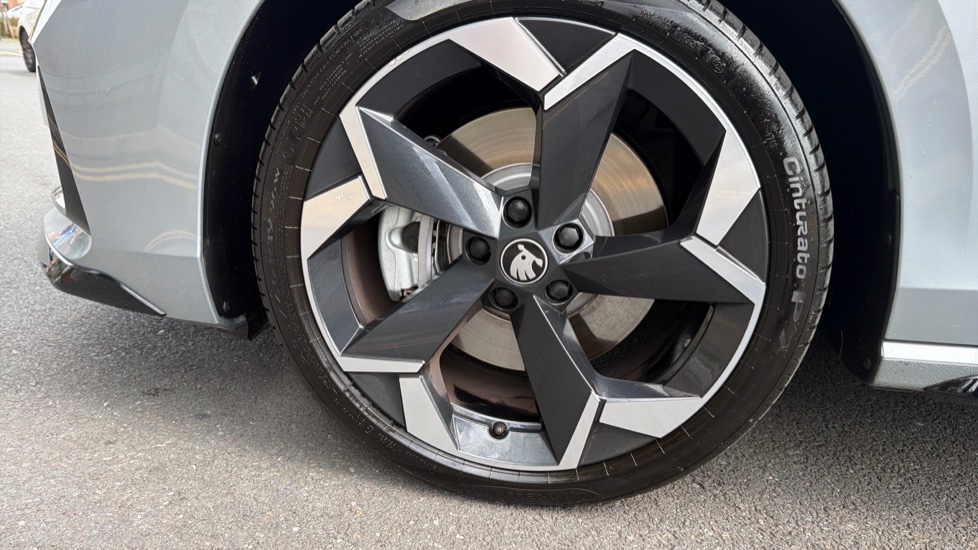 Skoda Superb 1.5 TSI iV Sportline 5dr DSG Estate - Image 45
