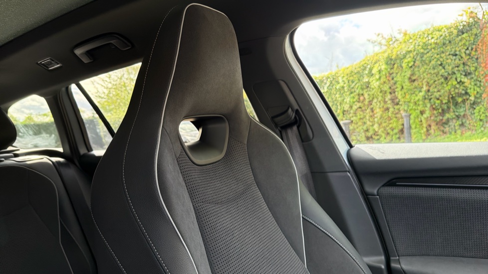 Skoda Superb 1.5 TSI iV Sportline 5dr DSG Estate - Image 77