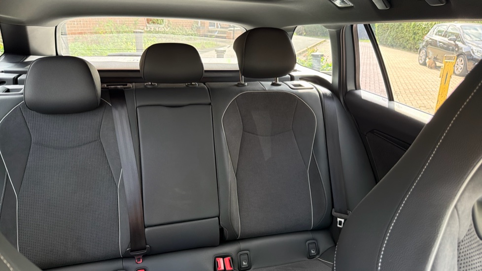 Skoda Superb 1.5 TSI iV Sportline 5dr DSG Estate - Image 78