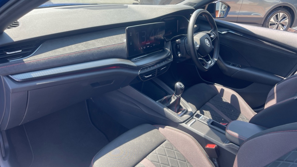 Skoda Octavia 2.0 TSI vRS 5dr Petrol Estate - Image 2