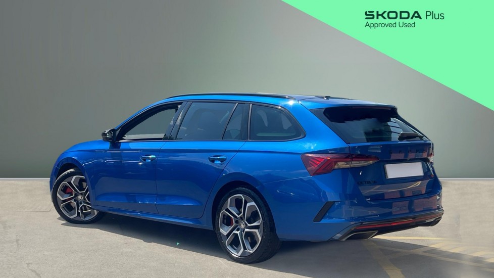 Skoda Octavia 2.0 TSI vRS 5dr Petrol Estate - Image 3