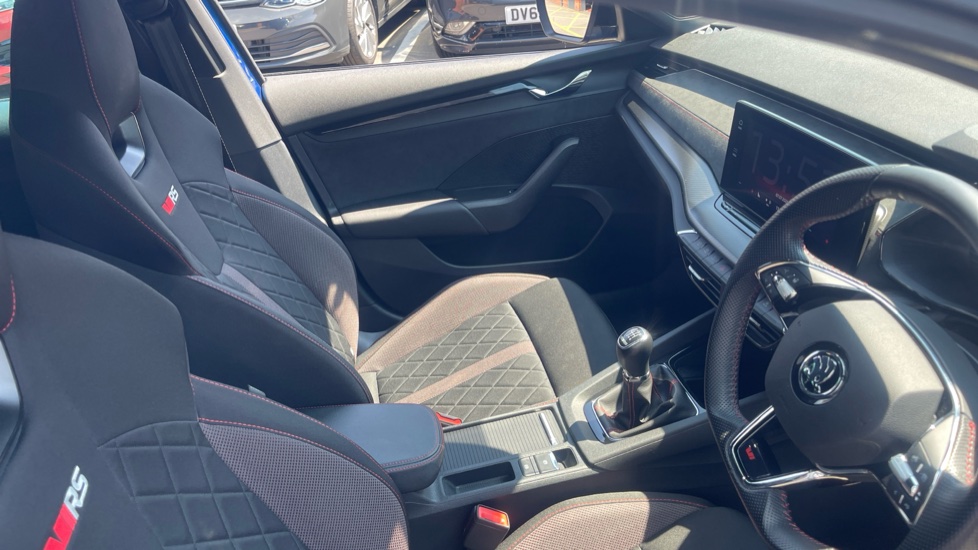 Skoda Octavia 2.0 TSI vRS 5dr Petrol Estate - Image 38