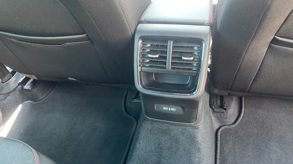 Skoda Octavia 2.0 TSI vRS 5dr Petrol Estate - Image 39