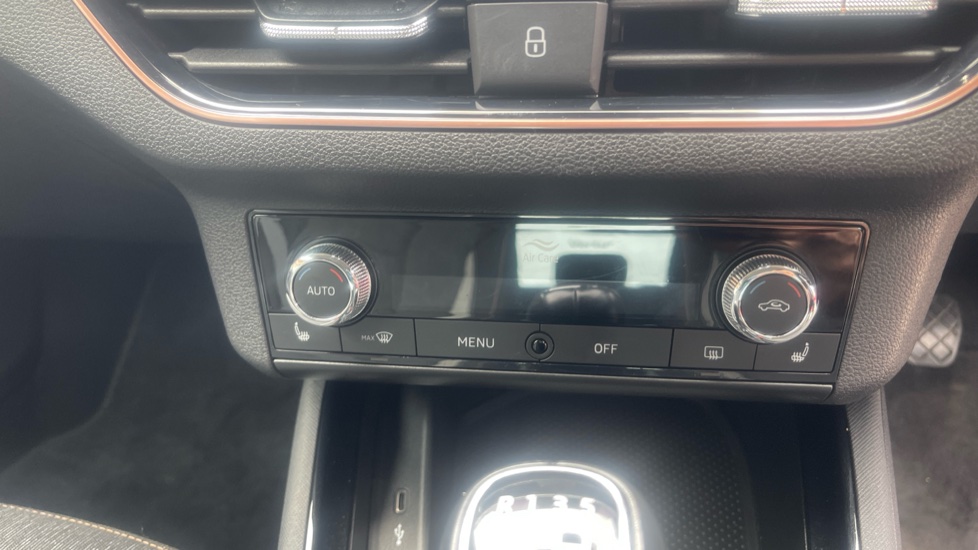 Skoda Kamiq 1.0 TSI 110 SE L Executive 5dr Petrol Hatchback - Image 13
