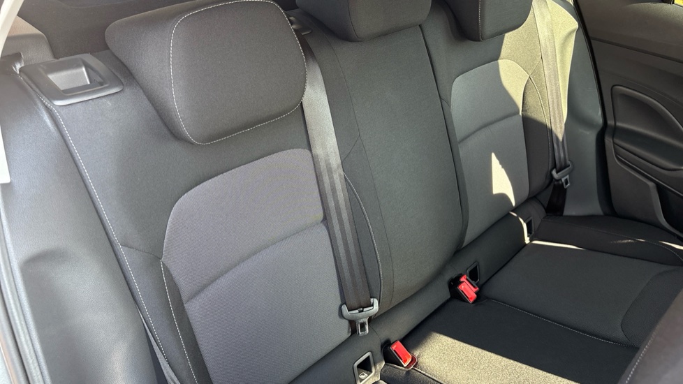 Skoda Fabia 1.0 TSI Design Edition 5dr Petrol Hatchback - Image 16