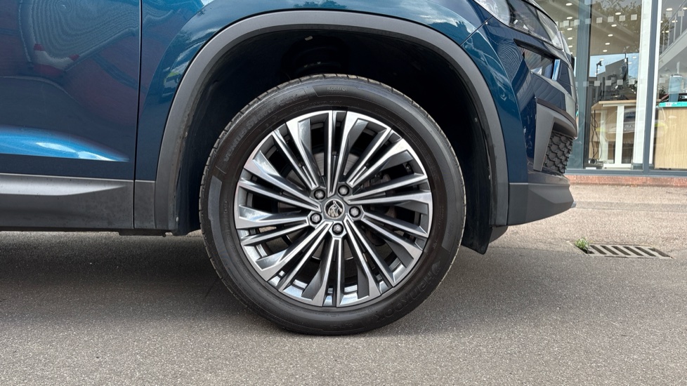 Skoda Kodiaq 1.5 TSI SE L Executive 5dr DSG [7 Seat] Petrol Estate - Image 5