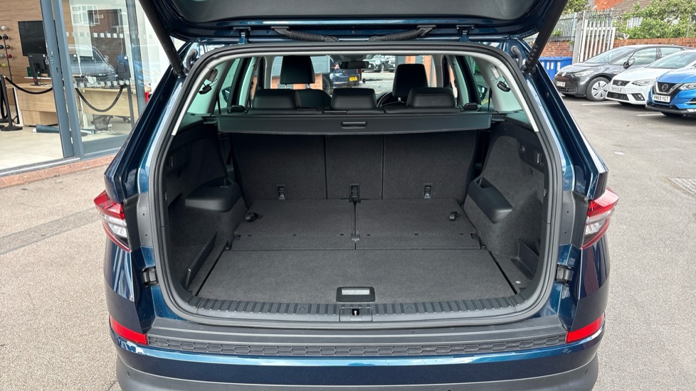 Skoda Kodiaq 1.5 TSI SE L Executive 5dr DSG [7 Seat] Petrol Estate - Image 20