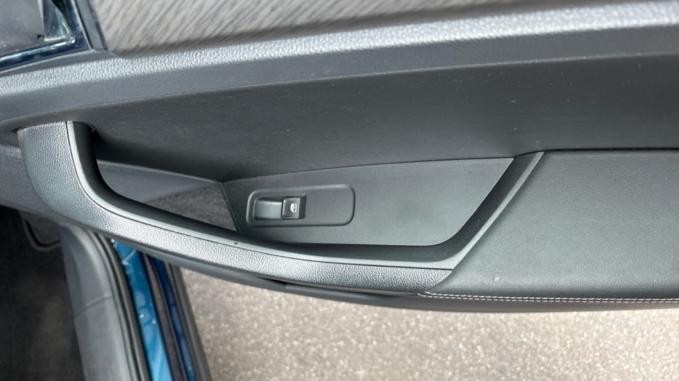 Skoda Kodiaq 1.5 TSI SE L Executive 5dr DSG [7 Seat] Petrol Estate - Image 24